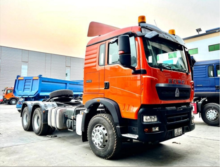 SINOTRUK HOWO-TX 6×4 Tractor Truck